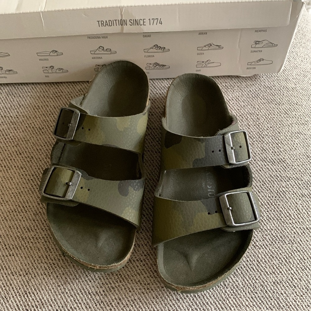 Birkenstock Desert Soil Camouflage Green Arizona sandal - kids 12-12.5 US/30 EU